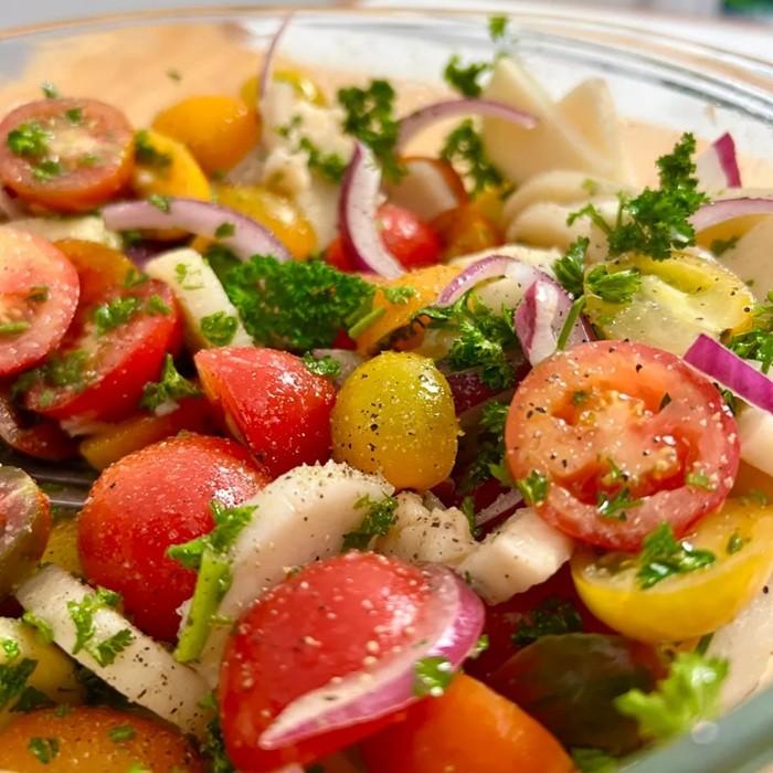 Simple heart of palm & tomato salad recipe