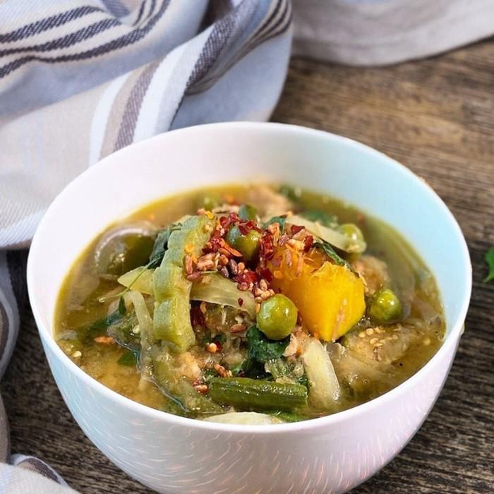 Samlar Machu Kreung – Cambodian Sour Stew recipe