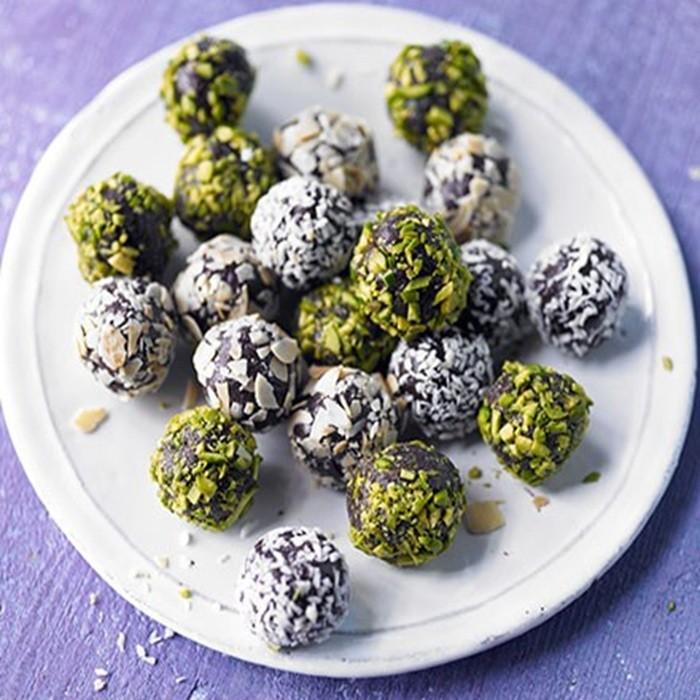 Brazilian chocolate truffles - brigadeiro recipe