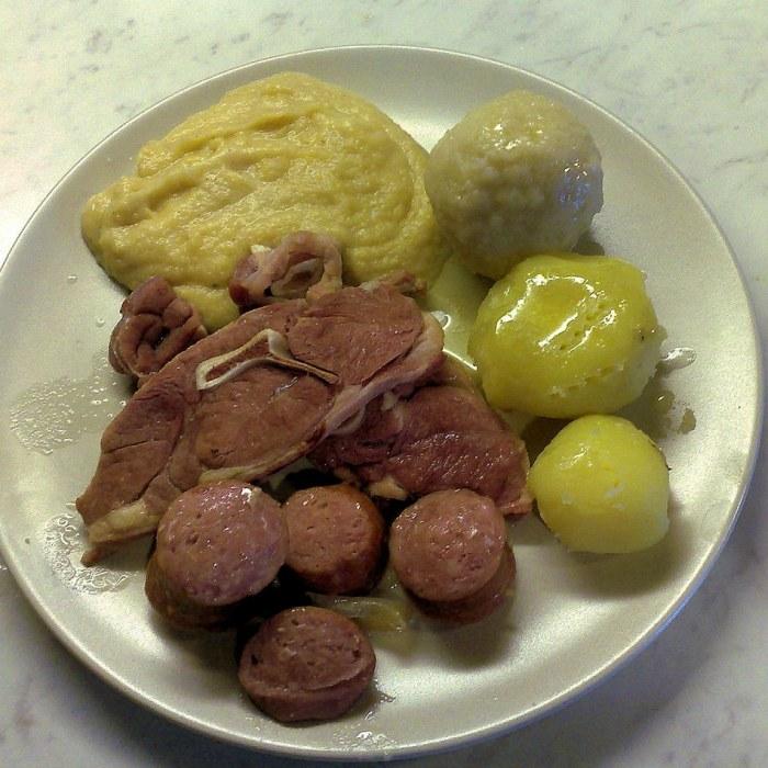 Raspeballer (Norwegian Potato Dumplings) recipe