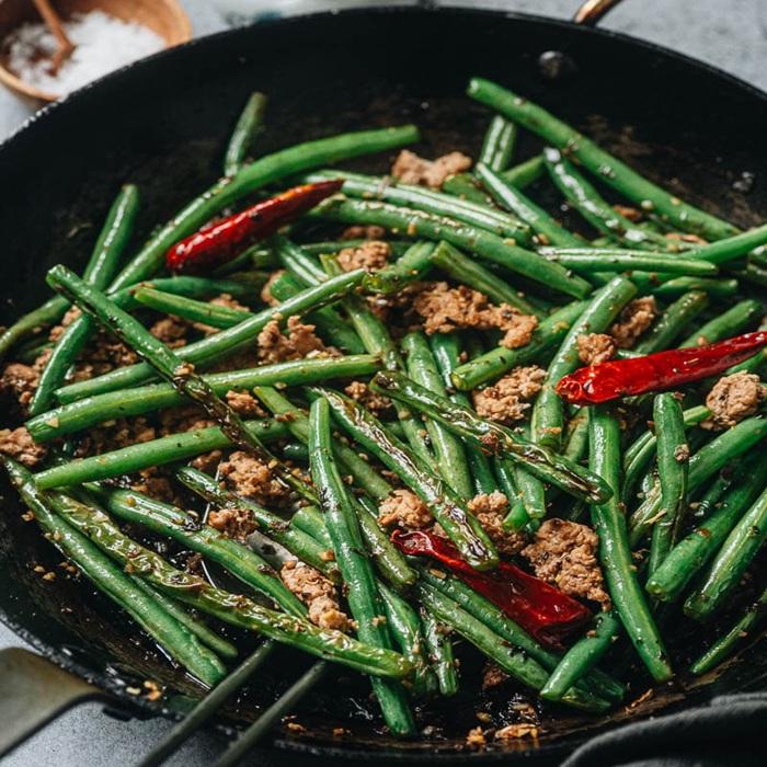 Sichuan Style Stir-Fried Chinese Long Beans recipe