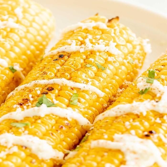 Grilled corn with garlic mayo & grated cheese recipe
