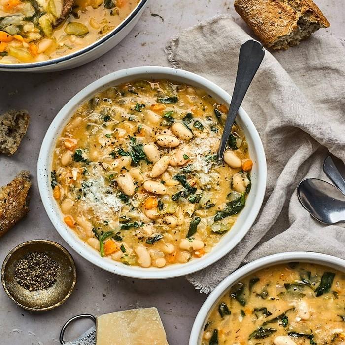 Easy White Bean Soup recipe