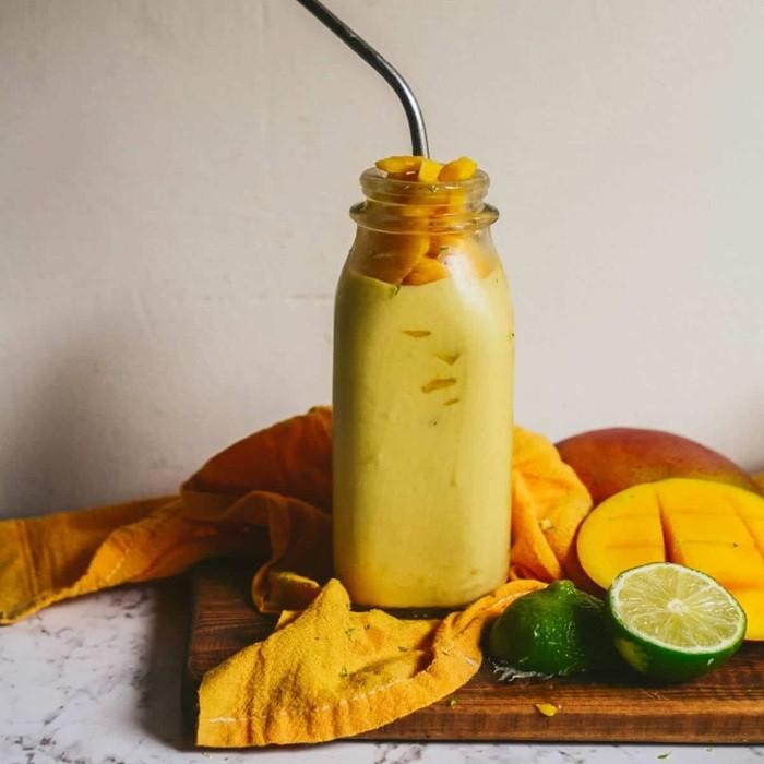 Creamy mango smoothie recipe
