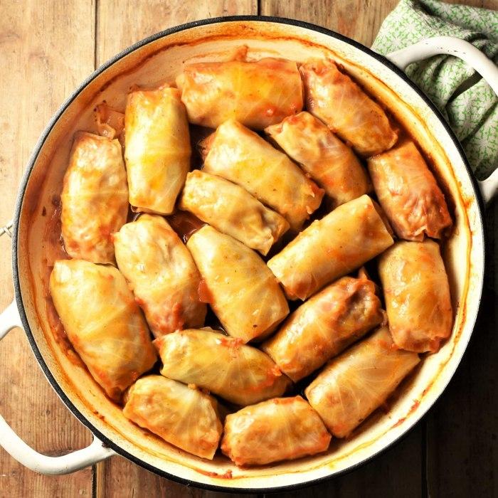 Golabki (cabbage roll) recipe