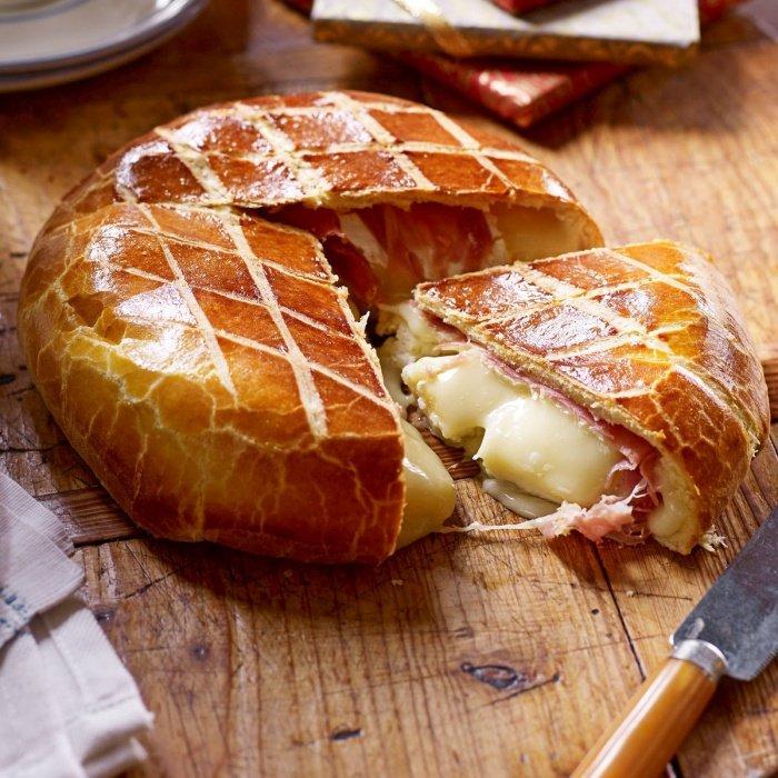 Brie wrapped in prosciutto & brioche recipe