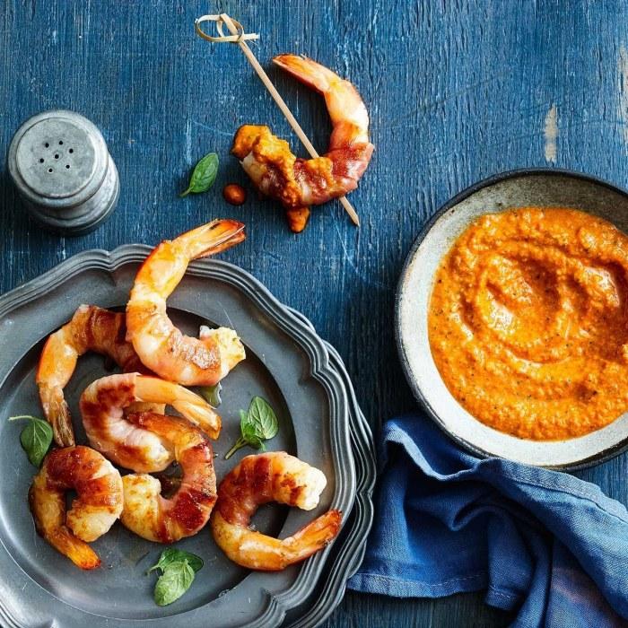 Prawns with Romesco sauce recipe