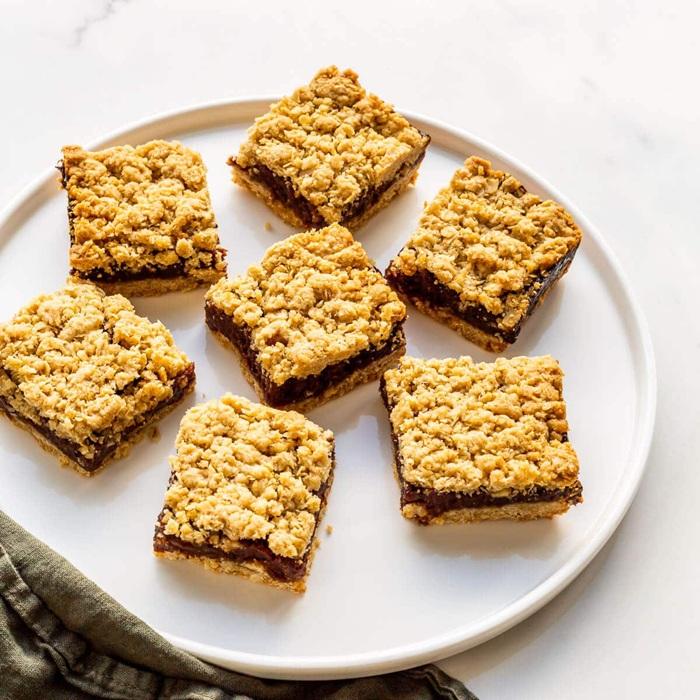 Date squares recipe
