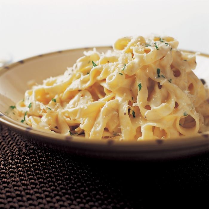 Fettucine alfredo recipe