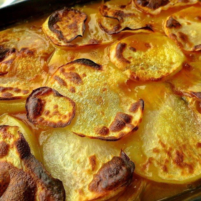 Chicken & mushroom Hotpot recipe
