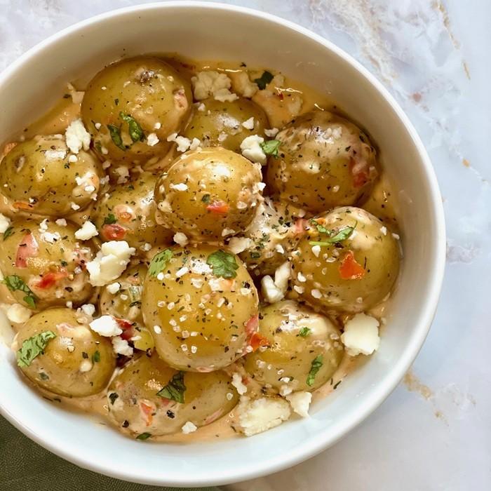 Papas Chorreadas Recipe (Potatoes with Cream and Cheese Sauce) recipe