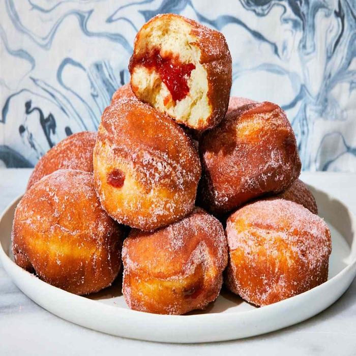 Polish doughnuts (Pączki) recipe