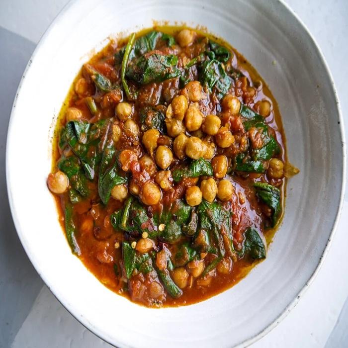 Chickpea, chorizo & spinach stew recipe